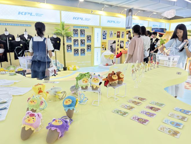 被“电竞人”占领了!苏河湾万象天地变身“电竞痛湾”?(图3)