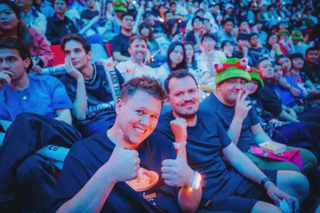 S赛三连冠+第六冠Faker与T1的亿元商业版图(图12)