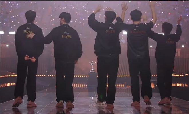 所有跟《英雄联盟》有关的故事都将与Faker相遇(图11)