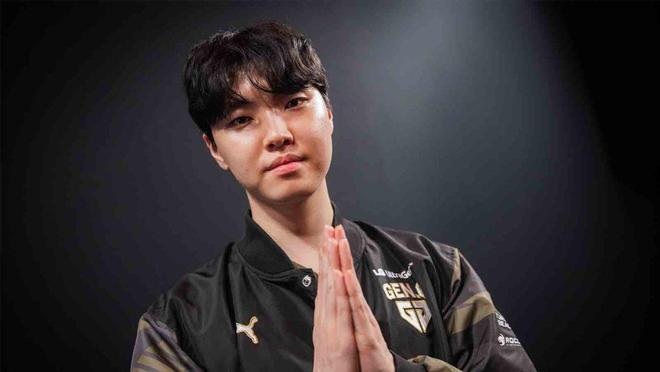 实至名归还是徒有虚名?TGA2025年度最佳电竞选手颁给了chovy!(图3)